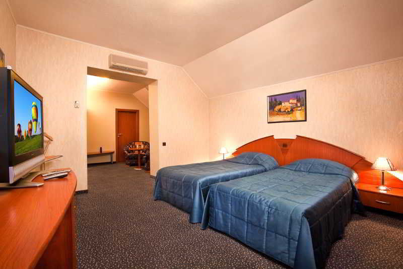 Luna Hotel Chişinău Esterno foto