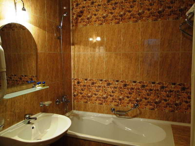 Luna Hotel Chişinău Esterno foto